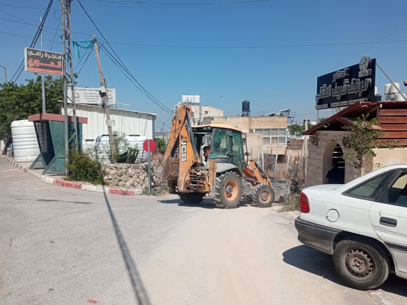 مشروع بناء جدران استنادية في بيت عور التحتا